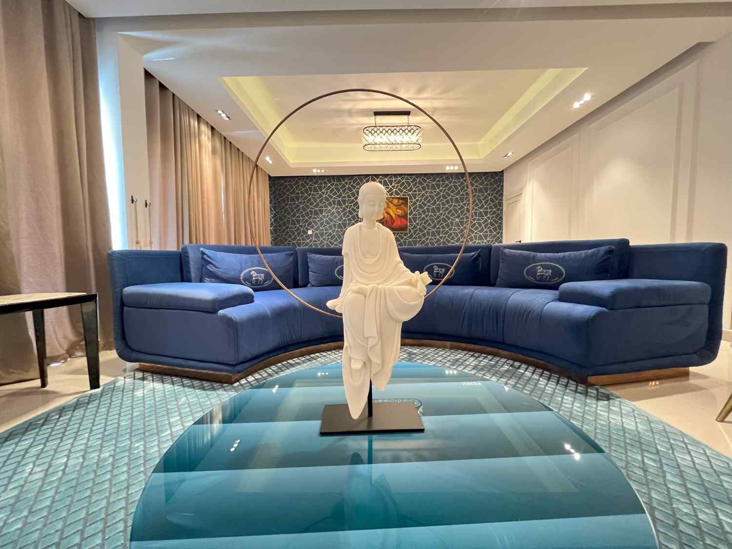 A5-Luxury Three Bedroom Apartment