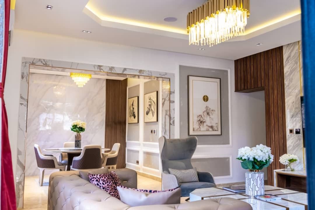 MAYFAIR - Luxury Three Bedroom Duplex Apartment