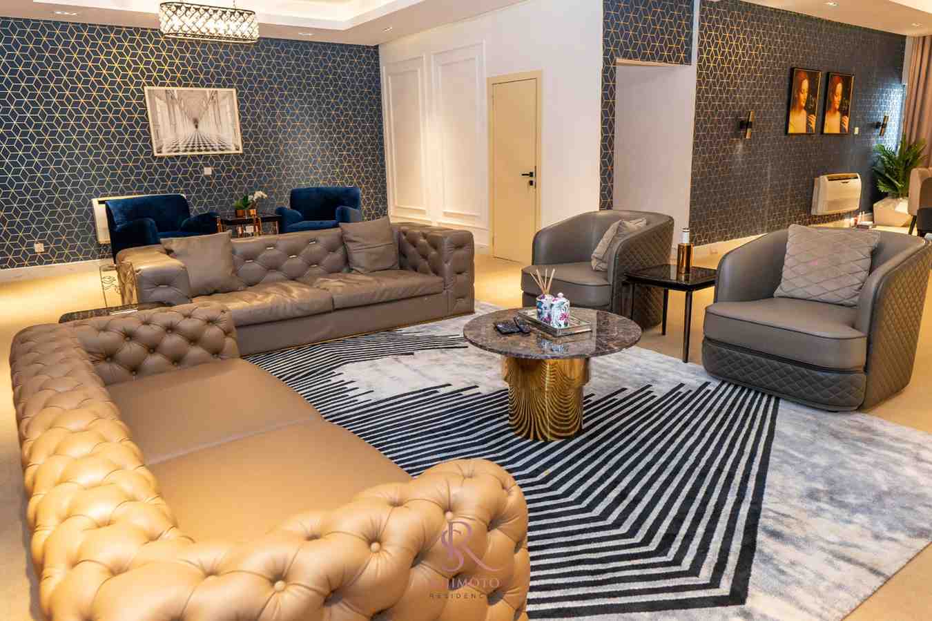 A7-Luxury Three Bedroom Apartment